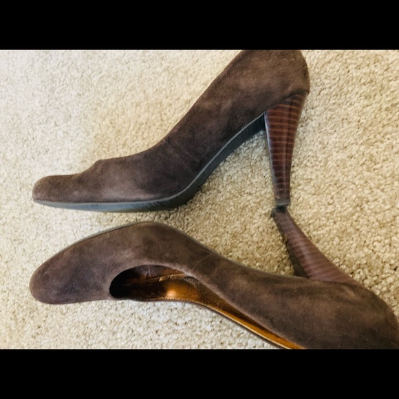 Enzo Angiolini Shoes Dark Brown Suede Enzo Angiolini Pumps 7 Poshmark